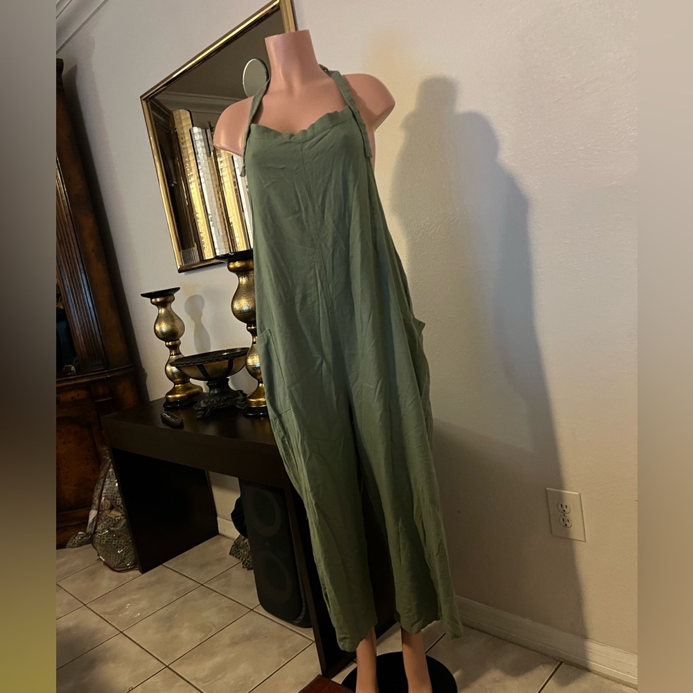 Austen & Bowden Green Knit Top